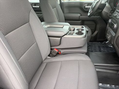 Used 2025 Chevrolet Silverado 1500 W/T AWD/4WD image 29