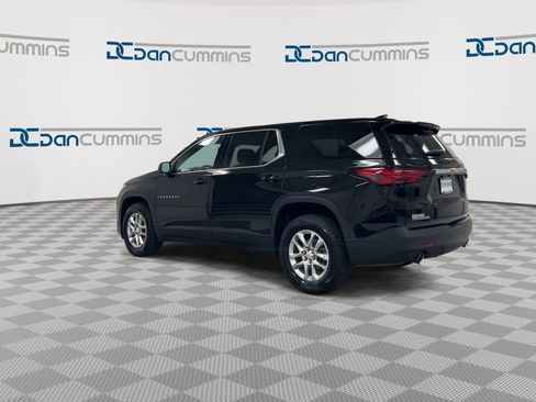 Used 2023 Chevrolet Traverse LS FWD image 6