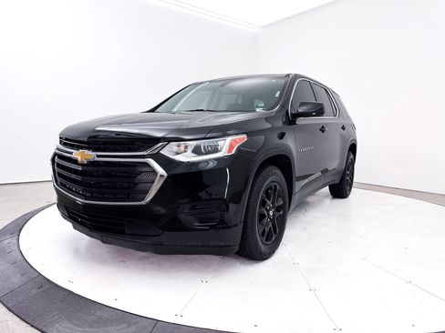 Used 2019 Chevrolet Traverse LS FWD image 11