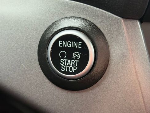 Used 2019 Ford Escape SE image 42