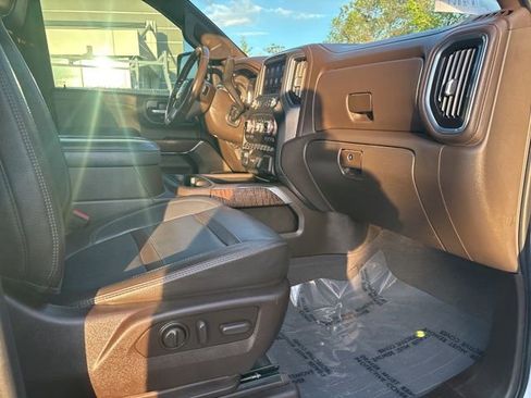 Used 2021 GMC Sierra 2500 Denali w/ Denali Ultimate Package AWD/4WD image 38