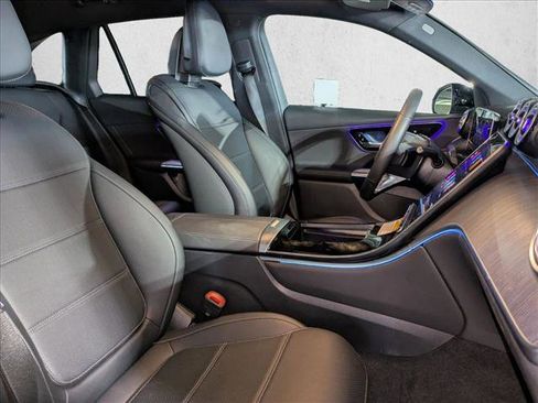 Certified 2025 Mercedes-Benz GLC 300 image 23