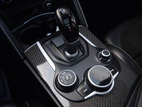 Used 2019 Alfa Romeo Stelvio Quadrifoglio w/ Driver Assist Dynamic Package image 12