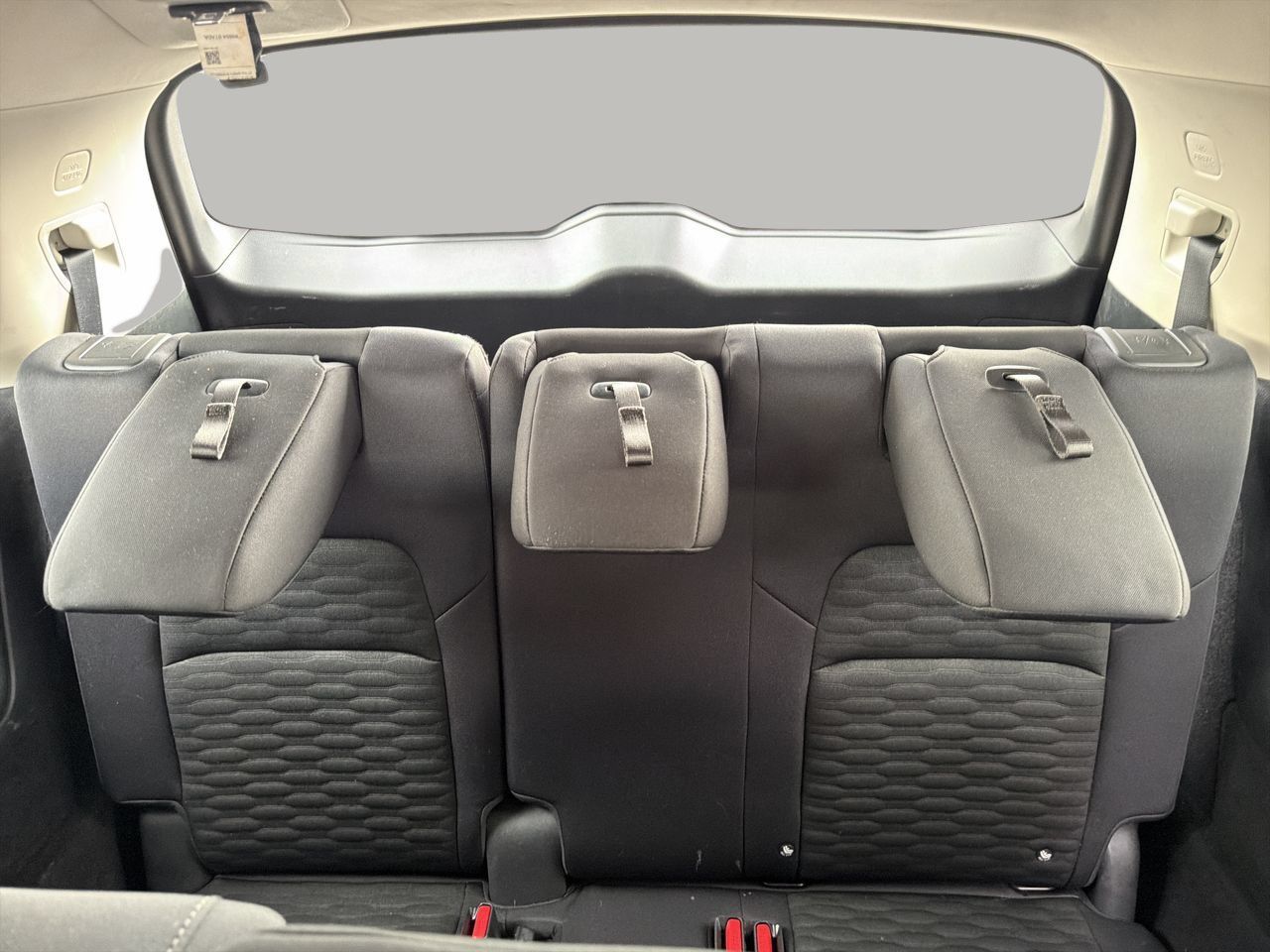 Used 2024 Nissan Pathfinder SV FWD image 17