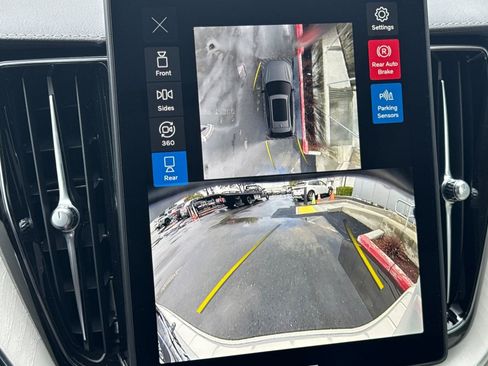 New 2026 Volvo XC60 B5 Ultra AWD/4WD image 22