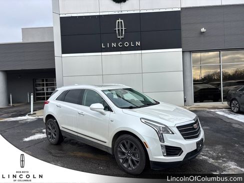 Used 2018 Cadillac XT5 Luxury w/ LPO, Black Ice Package image 1
