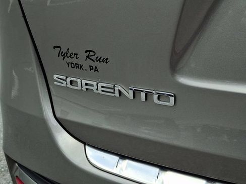 Used 2017 Kia Sorento SX AWD/4WD image 35