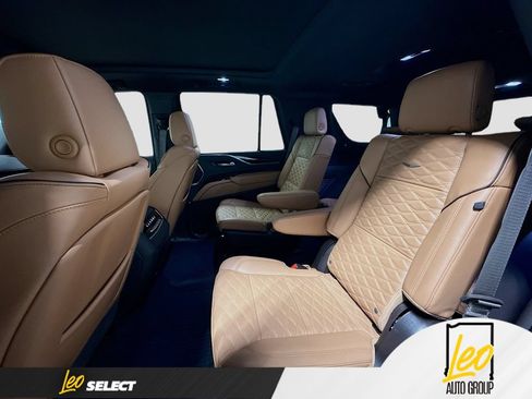 Used 2023 Cadillac Escalade Sport w/ LPO, ONYX Package AWD/4WD image 29