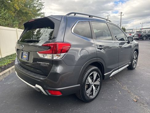 Used 2020 Subaru Forester Touring image 4
