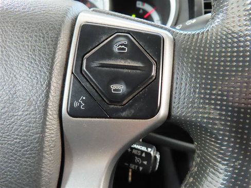 Used 2015 Toyota Tacoma PreRunner w/ Convenience Package RWD image 15