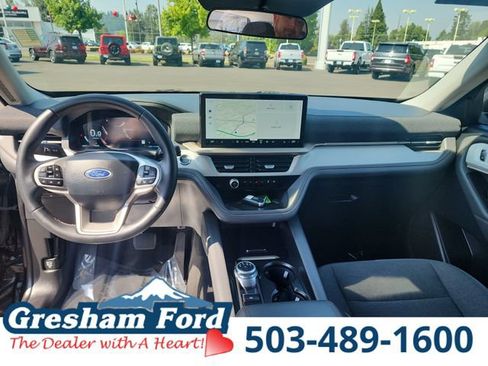 Certified 2025 Ford Explorer Active AWD/4WD image 17