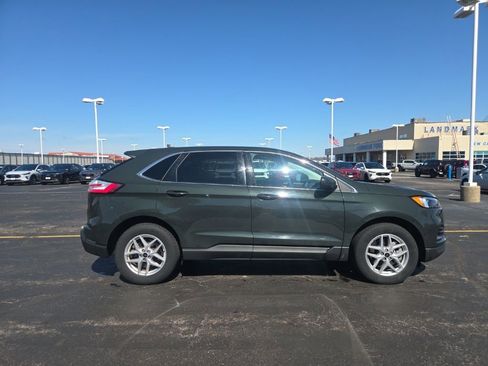 Used 2023 Ford Edge SEL image 8