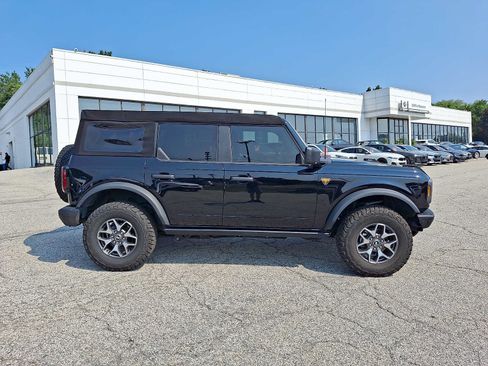Used 2024 Ford Bronco Badlands AWD/4WD image 7