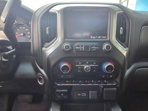 Used 2021 Chevrolet Silverado 1500 RST AWD/4WD image 17