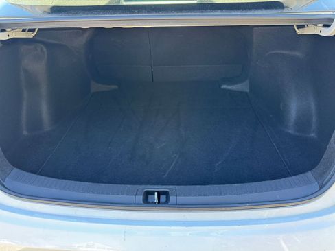 Used 2025 Toyota Corolla LE image 29