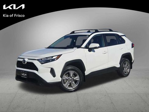 Used 2023 Toyota RAV4 XLE image 1