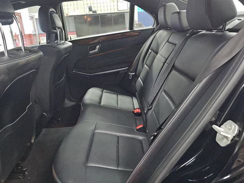 Used 2016 Mercedes-Benz E 350 4MATIC w/ Premium Package image 9