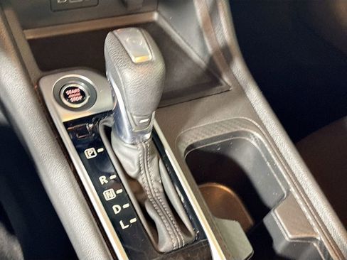 Used 2022 Nissan Sentra SV image 17