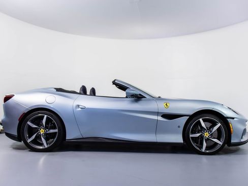Certified 2023 Ferrari Portofino M Base image 3