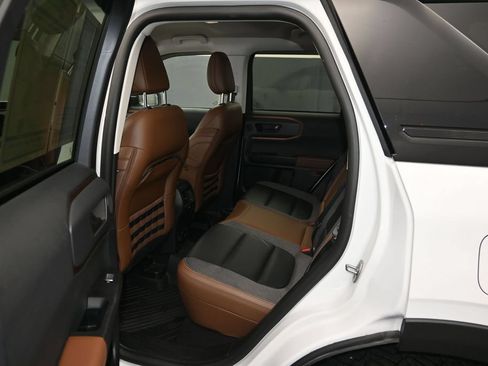 Used 2023 Ford Bronco Sport Outer Banks w/ Tech Package AWD/4WD image 17
