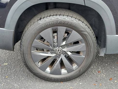 Used 2023 Volkswagen Taos S image 35