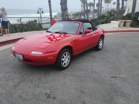 Used 1997 MAZDA MX-5 Miata M-Edition RWD image 1