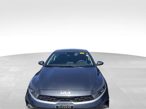 Used 2023 Kia Forte LXS FWD image 5