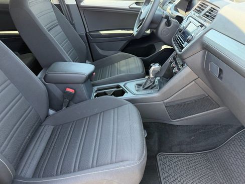Used 2023 Volkswagen Tiguan S FWD image 11
