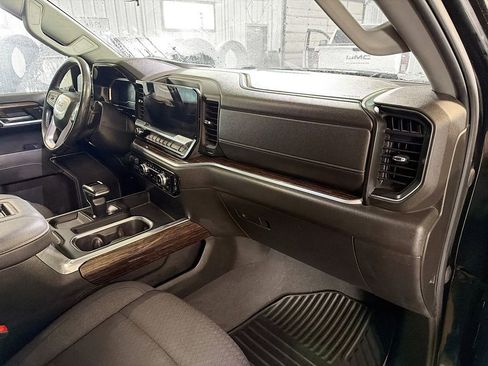 Used 2022 GMC Sierra 1500 Elevation image 12