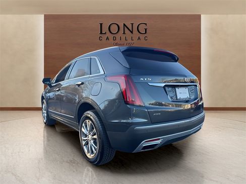 Certified 2022 Cadillac XT5 Premium Luxury image 3