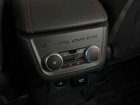 Used 2025 Ford Explorer ST-Line w/ Premium Package AWD/4WD image 49