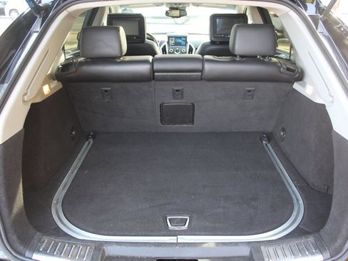 Used 2011 Cadillac SRX Luxury image 20