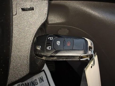 Used 2024 Ford Transit 350 XLT image 12