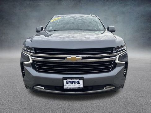 Used 2021 Chevrolet Suburban LT w/ LT Signature Package image 11