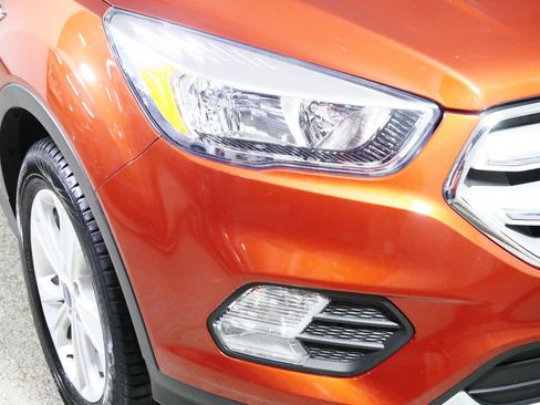 Used 2019 Ford Escape SE AWD/4WD image 16