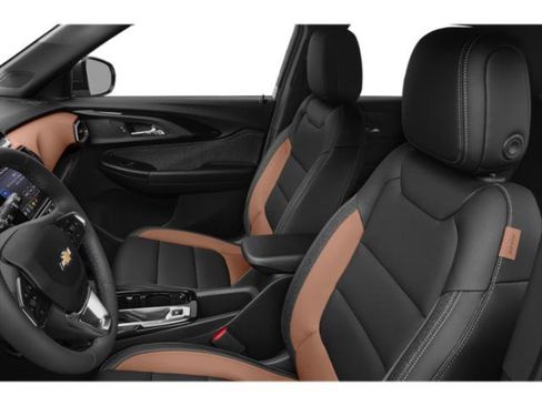 Used 2022 Chevrolet TrailBlazer ACTIV w/ Technology Package image 6