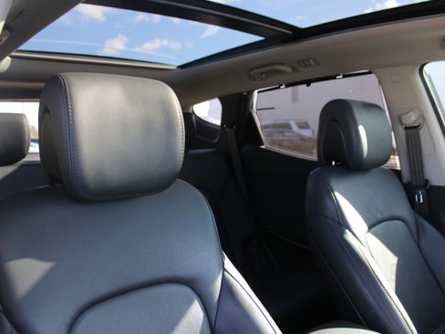 Used 2018 Hyundai Santa Fe Sport image 57