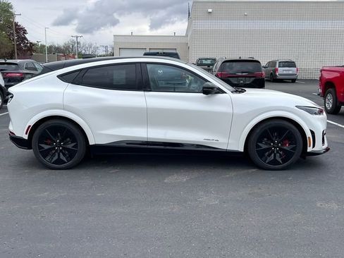 New 2026 Ford Mustang Mach-E GT AWD/4WD image 40