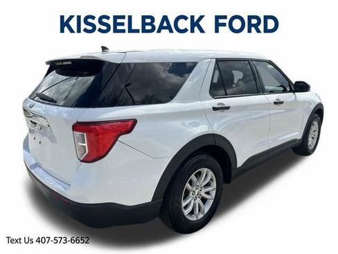 Certified 2021 Ford Explorer 2WD image 3
