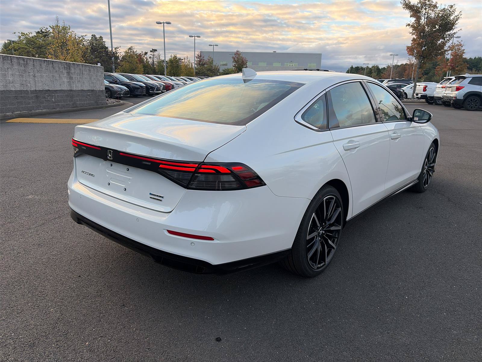 New 2026 Honda Accord Hybrid Touring image 7
