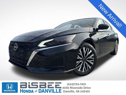 Used 2025 Nissan Altima 2.5 SV