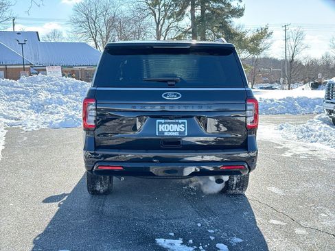 Used 2023 Ford Expedition Limited image 5