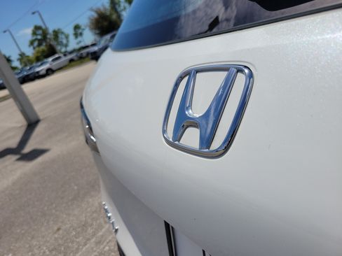 Used 2024 Honda HR-V LX image 7