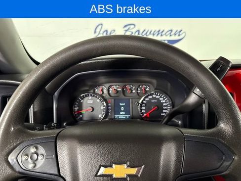 Used 2018 Chevrolet Silverado 1500 Custom w/ Custom Value Package image 18