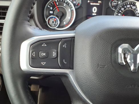 Used 2024 RAM 2500 Big Horn w/ Sport Appearance Package AWD/4WD image 31