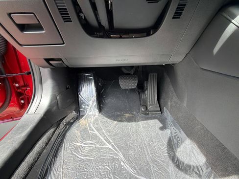 New 2026 MAZDA MAZDA3 Hatchback w/Premium Plus Pkg image 12