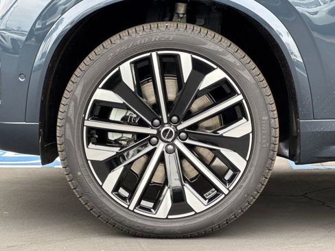 New 2026 Volvo XC90 T8 Ultra w/ Protection Package Premier image 26