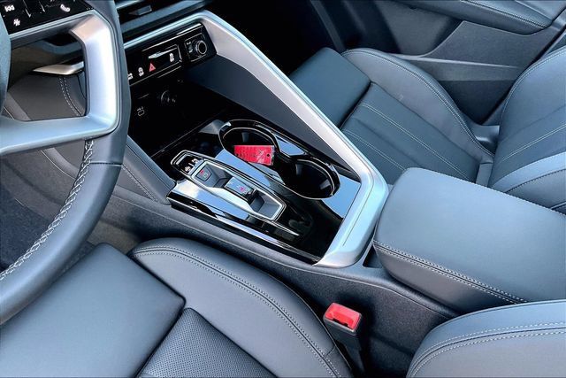 New 2026 Audi Q5 Premium Plus AWD/4WD image 14