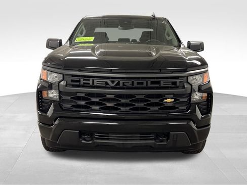 Used 2025 Chevrolet Silverado 1500 Custom w/ Turbomax Blackout Package image 5
