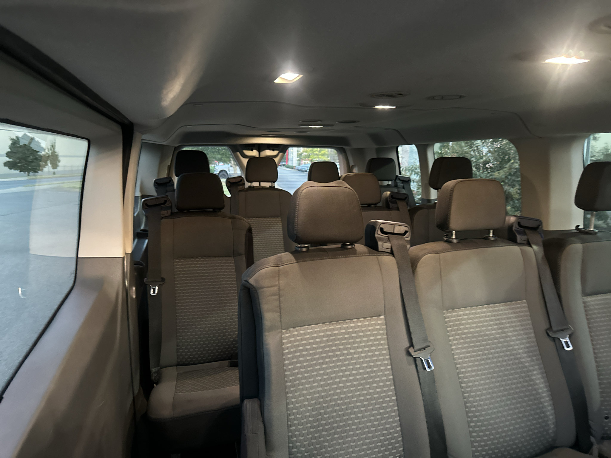 Used 2021 Ford Transit 350 XLT RWD image 12
